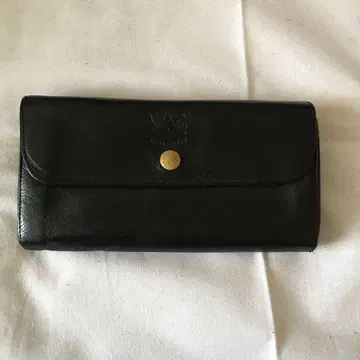 일비종떼 IL BISONTE 블랙 장지갑