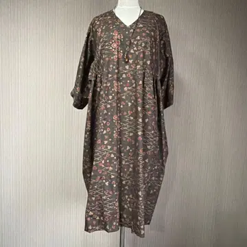 브라운 계열의 귀여운 원피스!