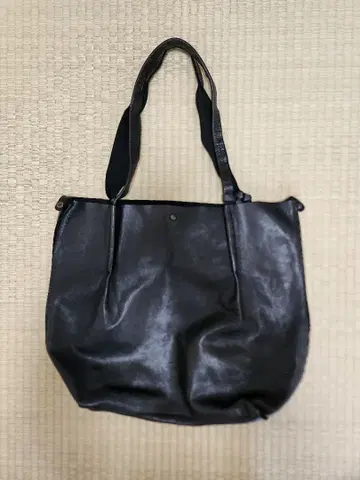블랙 가죽 토트백 소품함 포함