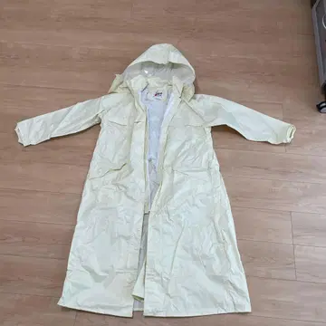 [1회 사용] 후드 부착 롱 레인코트 연한 옐로우 컬러