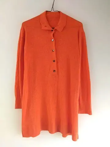 야코 리카르도 오렌지 긴팔 니트