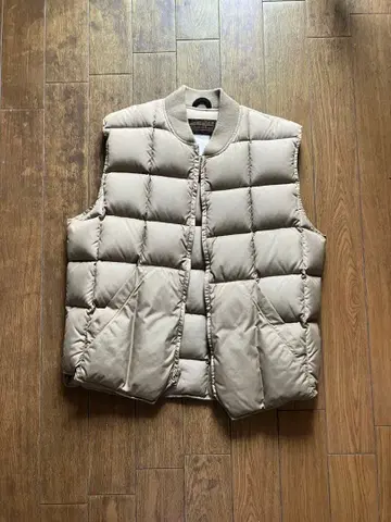 Eddie Bauer 베이지 다운 베스트 M