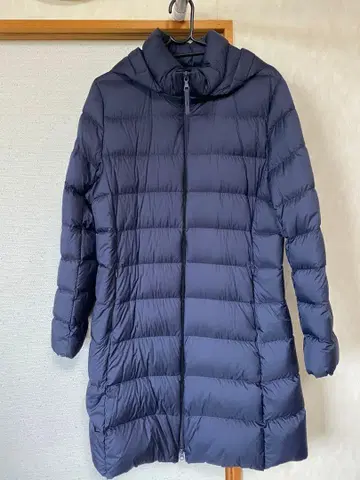 UNIQLO ULTRA LIGHT DOWN L 네이비 다운 자켓