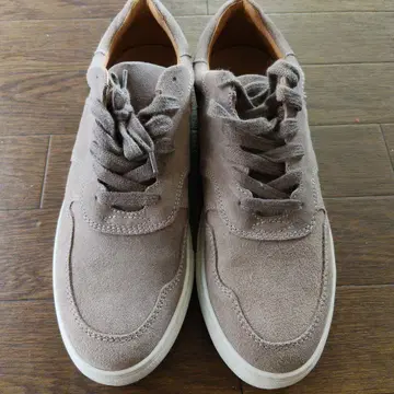 BEAMS 스웨이드 스니커즈 그레이