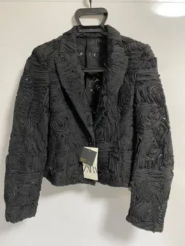 재고 세일 미사용 ZARA 블랙 테일러드 자켓 M