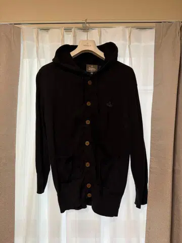 후드 부착 블랙 가디건 비비안