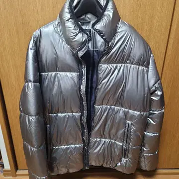 ZARA 실버 다운 자켓