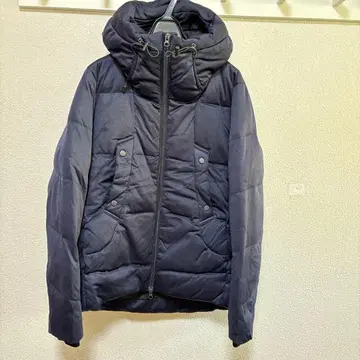하드커버 네이비 후드 부착 다운 자켓
