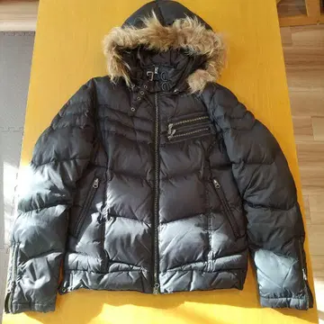 퍼 포함 다운 자켓 블랙