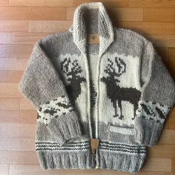 CANADIAN SWEATER 사슴 패턴 가디건