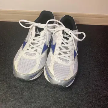 Mizuno 메쉬 스니커즈 화이트/블루 27.0cm 미사용 새상품