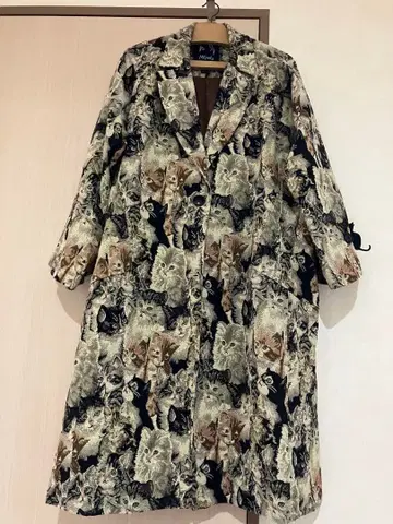 MELANGE 고양이 패턴 롱 코트 M 사이즈