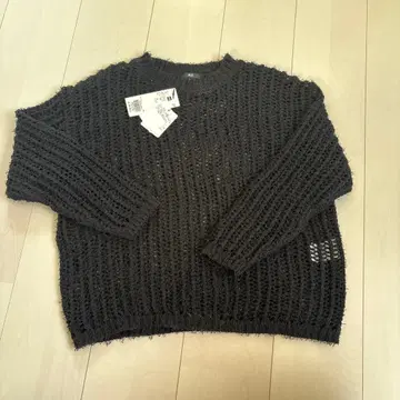 PLST 블랙 긴팔 니트 M 사이즈