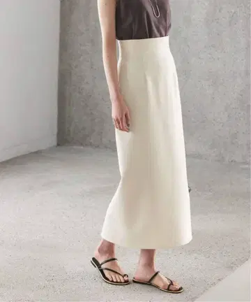 [ NOBLE ] 저지 라이크 타이트 스커트 화이트