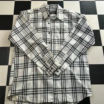 펠레펠레 체크 무늬 긴팔 셔츠