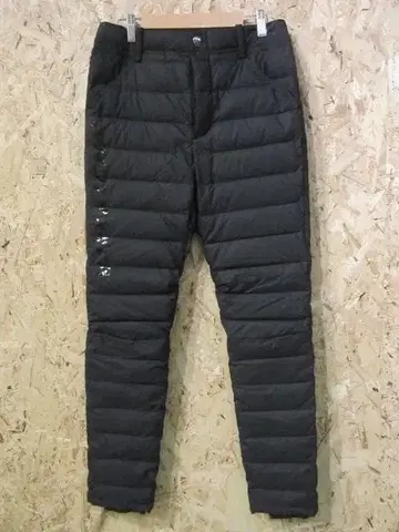 새상품급 마크앤로나 다운 팬츠 블랙 사이즈: 44(S)