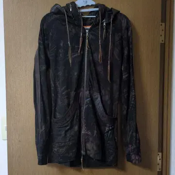 14th addiction 리자드 후드티 hyde 착용 모델