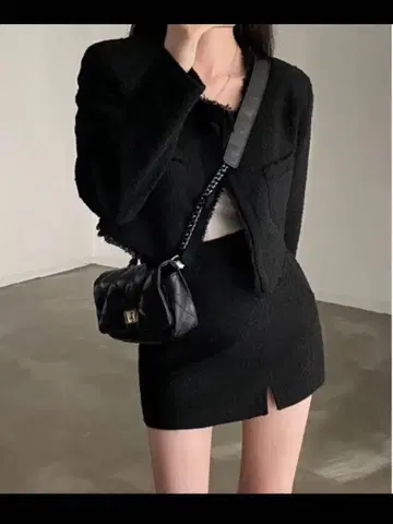 노카라 트위드 자켓 슬릿 트위드 스커트 셋업