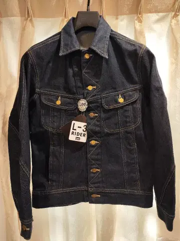 미사용 새상품 Lee L-3 데님 자켓 S 사이즈 (M~ML)