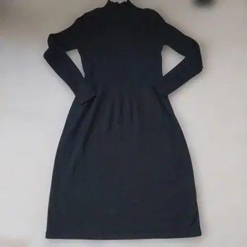 블랙 터틀넥 니트 원피스