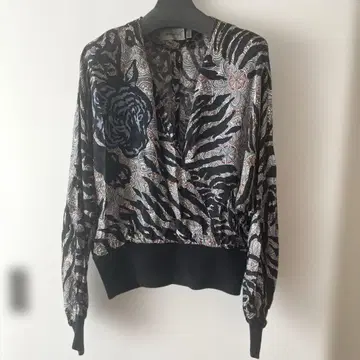 1980s silk vintage tops