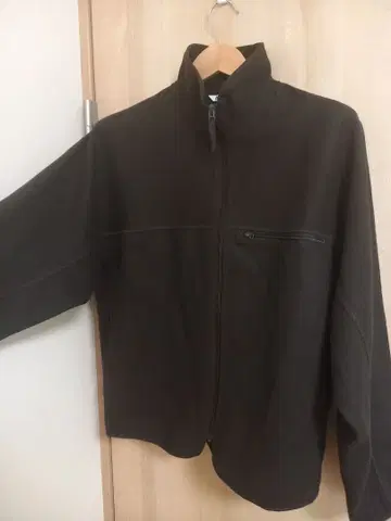 [ 착용 1회 ] 유니클로 U 브러쉬드 저지 블루종 다크 브라운 M