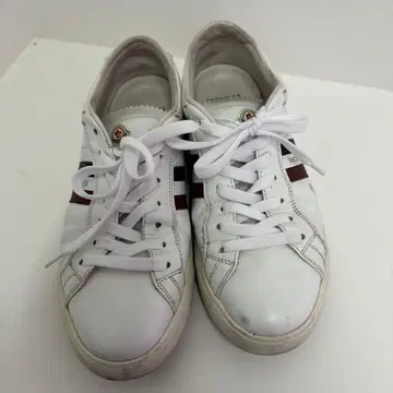MONCLER 화이트 스트라이프 스니커즈