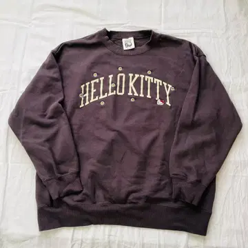 헬로키티 맨투맨 새상품급 자수 트레이닝복