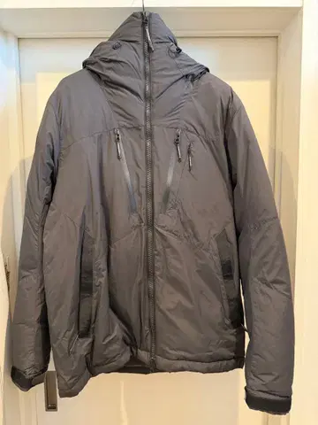 ROGER EGGER 트리아텍 인슐레이션 자켓