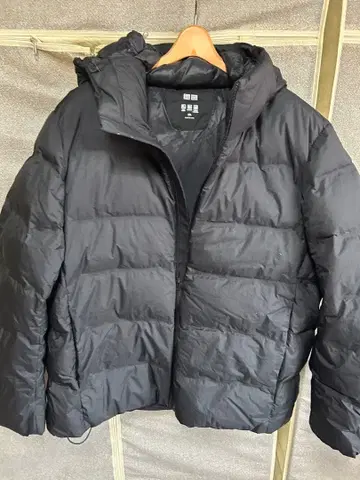 UNIQLO 블랙 심리스 다운 자켓 3XL