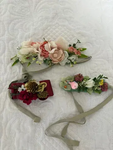 화관 핑크 계열 합성 꽃 리본 포함