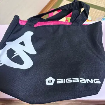BIGBANG 토트백 블랙 핑크