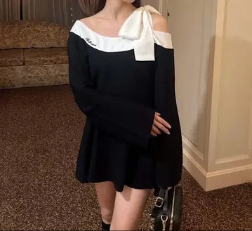 원숄더 리본 니트 셋업