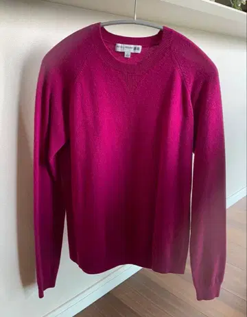 유니클로 이네스 캐시미어 스웨터