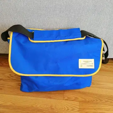 LUZeSOMBRA 메신저 백 파랑