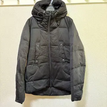 블랙 다운 자켓 후드 부착