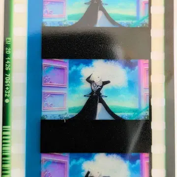 영화 필름 조각 미아