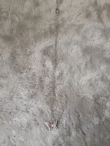 안나수이 나비 모티브 레이어드 목걸이