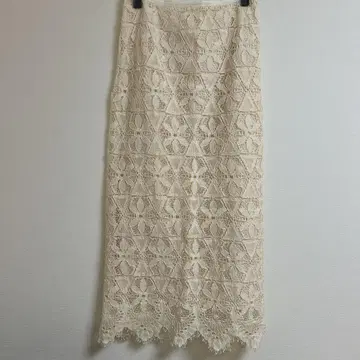 새상품급 IENA 레이스 스커트 화이트 사이즈 38 플라워 레이스