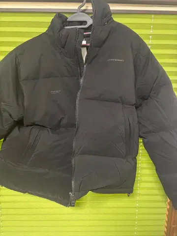 UNKNOWN LONDON 다운 자켓 블랙 큐빅