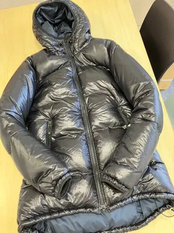 유니클로 완전 방한 다운 자켓 블랙 M