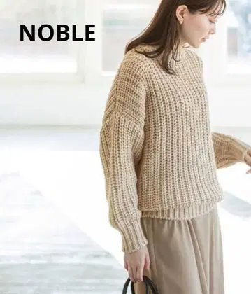 새상품급 NOBLE 하찌 크루넥 니트 베이지
