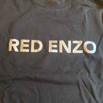 KAR RED ENZO 블랙 롱 슬리브 티셔츠