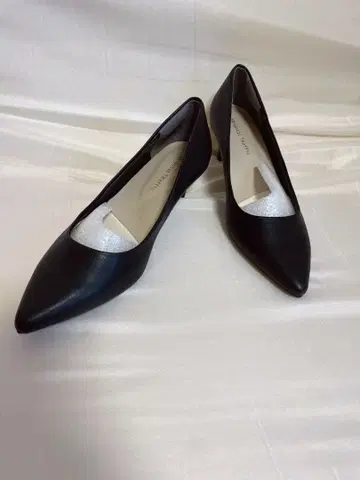 [ 미사용 새상품 즉시 구매 OK ] 블랙 스틸레토 펌프스 5cm 힐