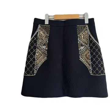 L.R CANDY STOCK 블랙 플레어 스커트