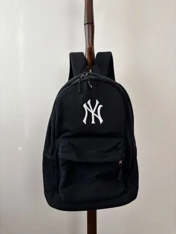 뉴욕 양키스 로고 백팩
