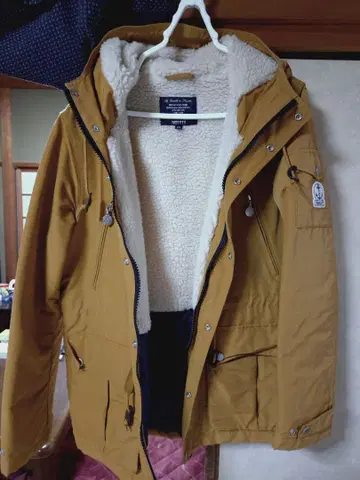 FIDELITY 마운틴 후드티 카멜