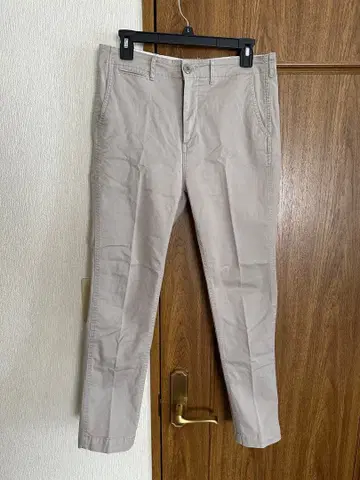 BEAMS 슬림 스트레치 66 치노