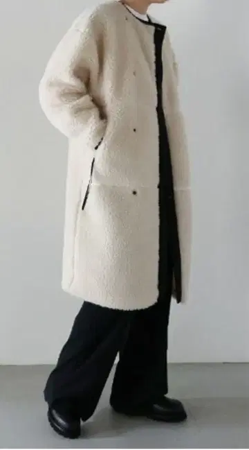 새상품급 HYKE 보아 롱 코트 사이즈 1