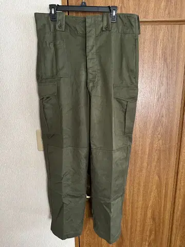 벨기에군 M-64 필드 카고 팬츠